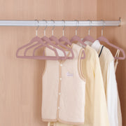 Non-slip kids clothes hangers