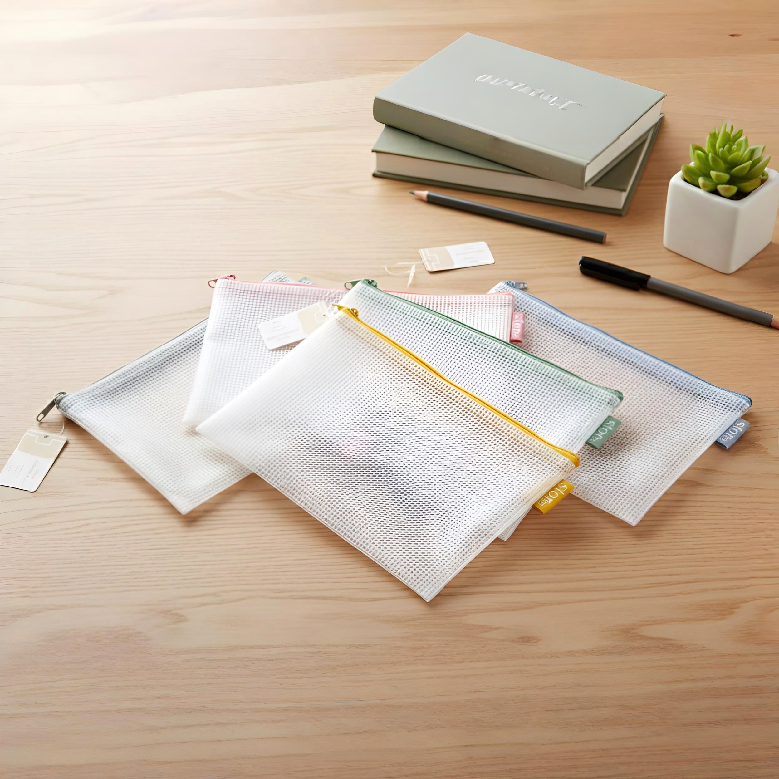 Casus Letter Pouch- Ash Gray