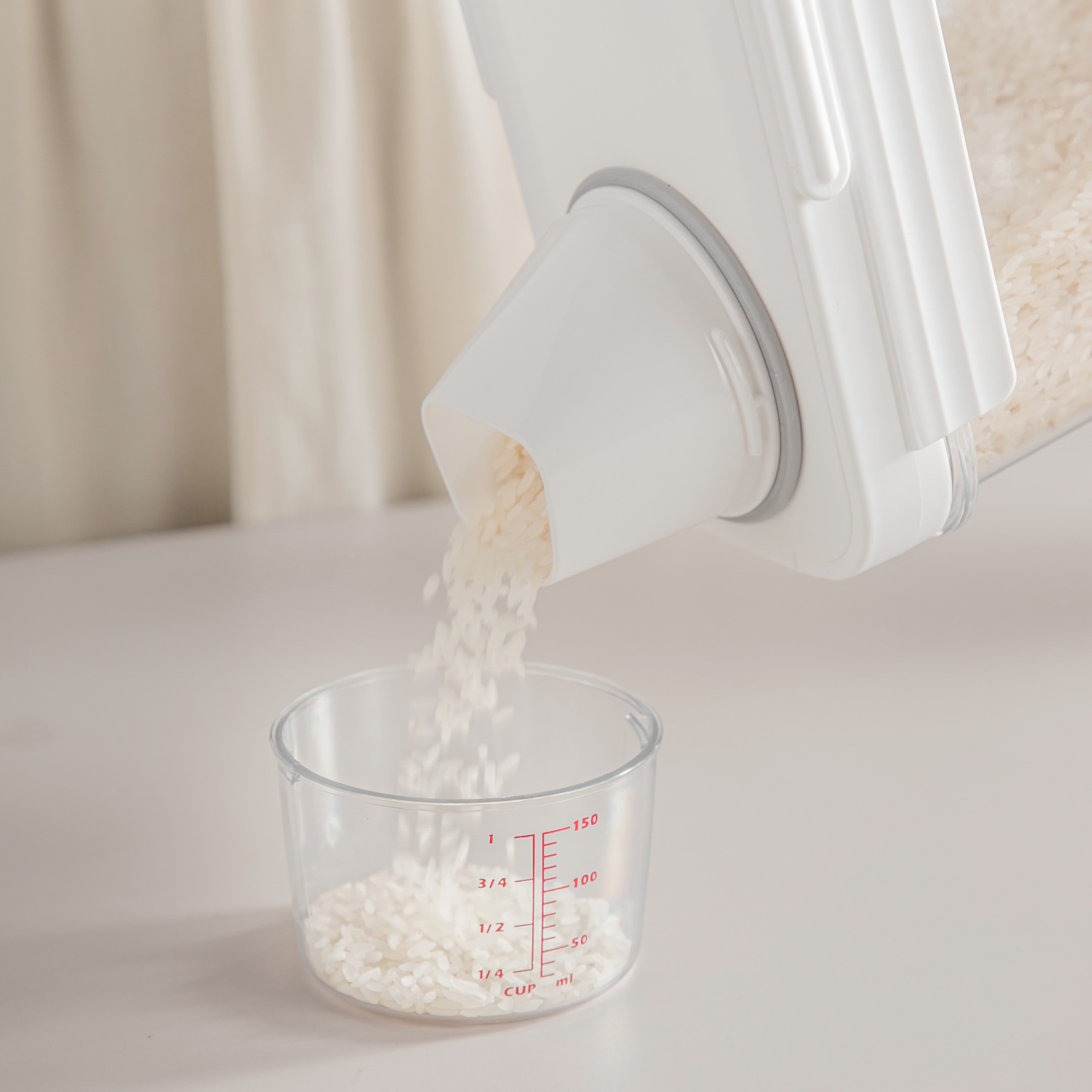 Dry Food Storage Container with Measuring Cup- 6L