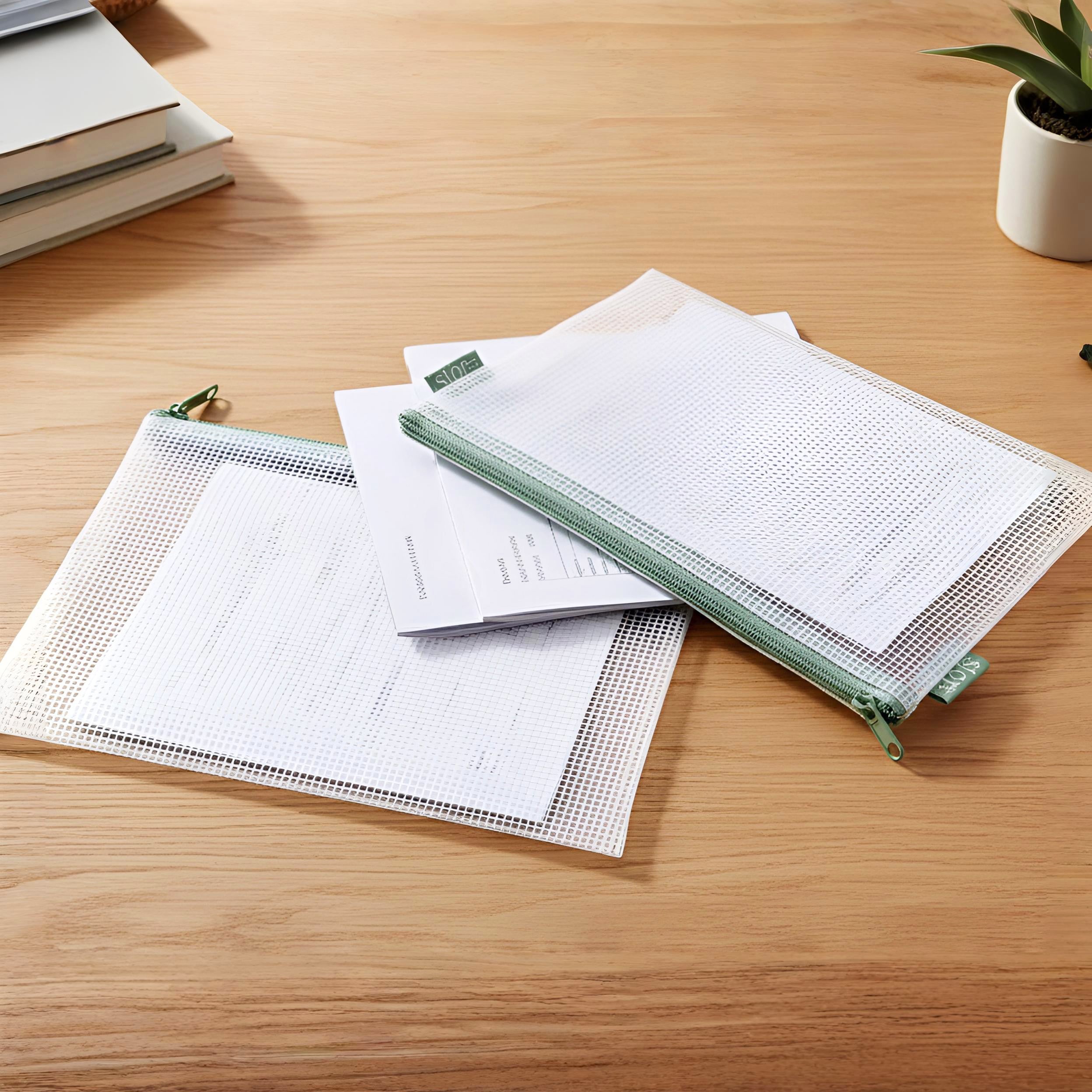 Casus Document Pouch- Mountain Green