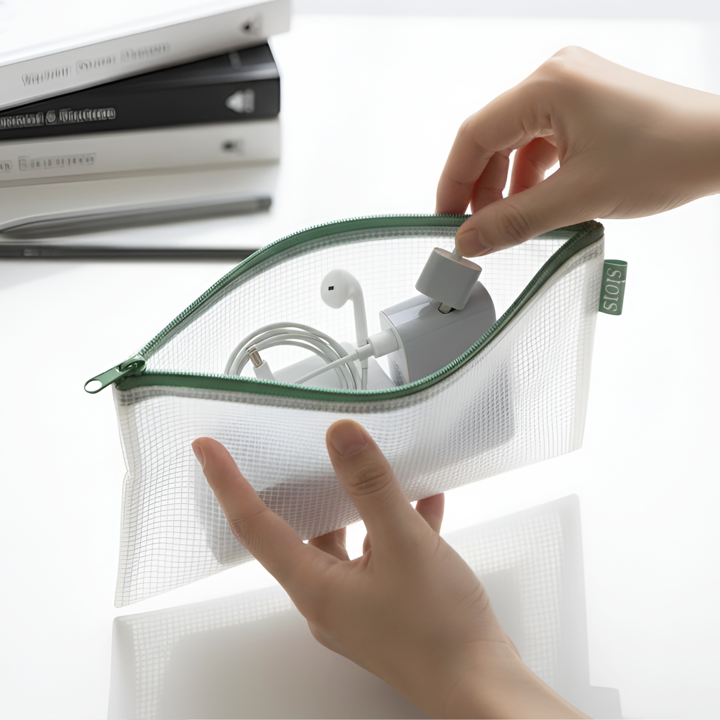 Casus Letter Pouch- Mountain Green