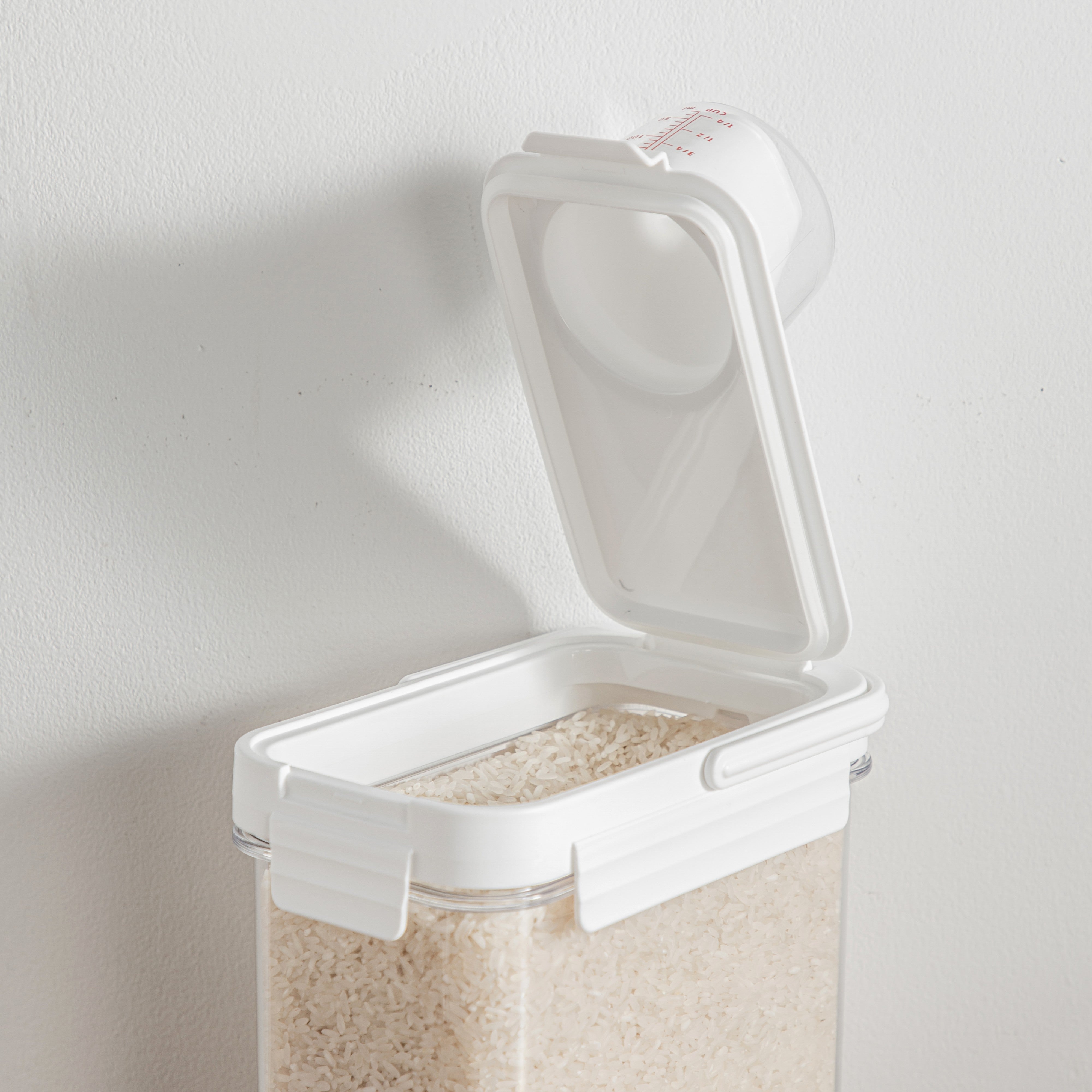 Dry Food Storage Container with Measuring Cup- 6L