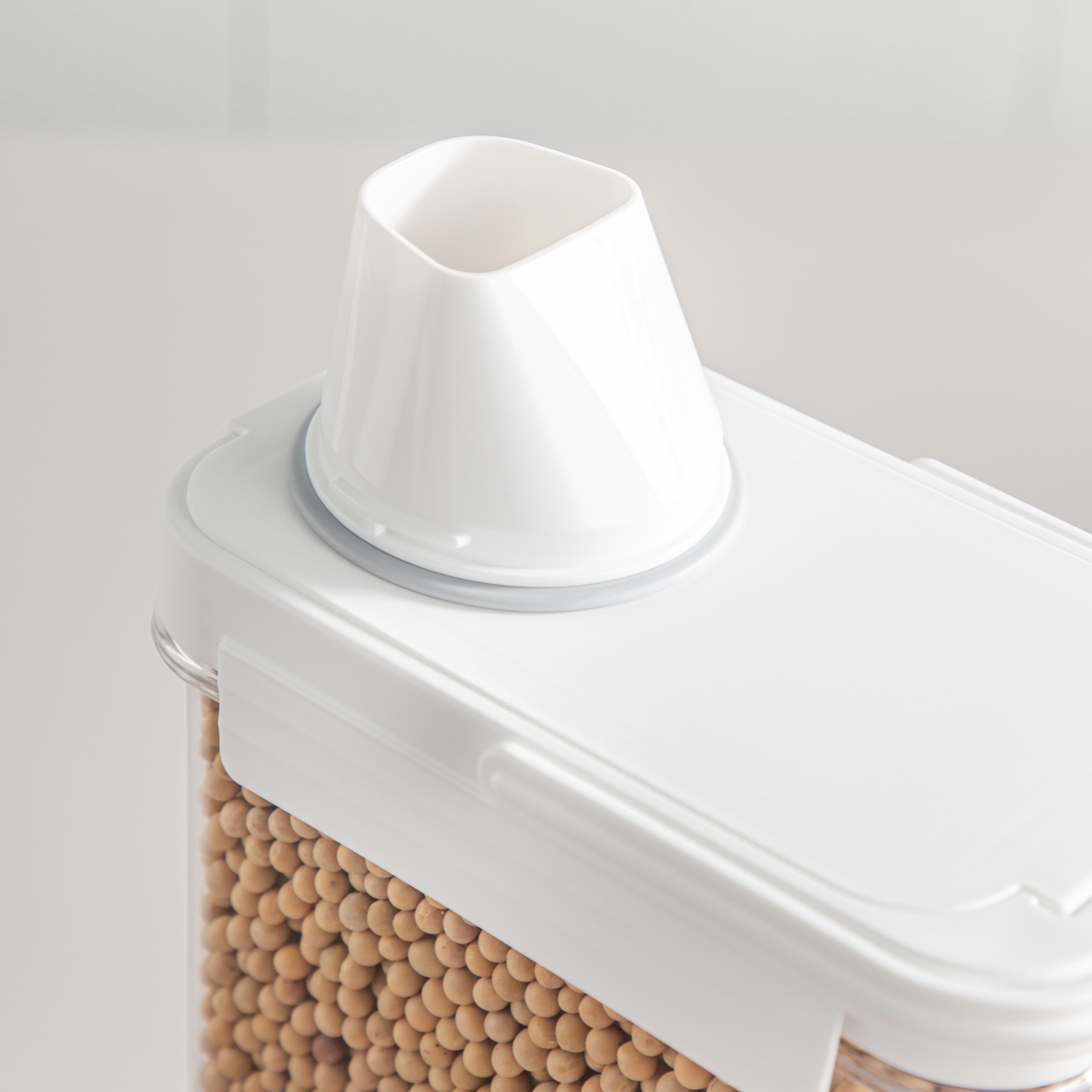 Dry Food Storage Container with Measuring Cup- 6L